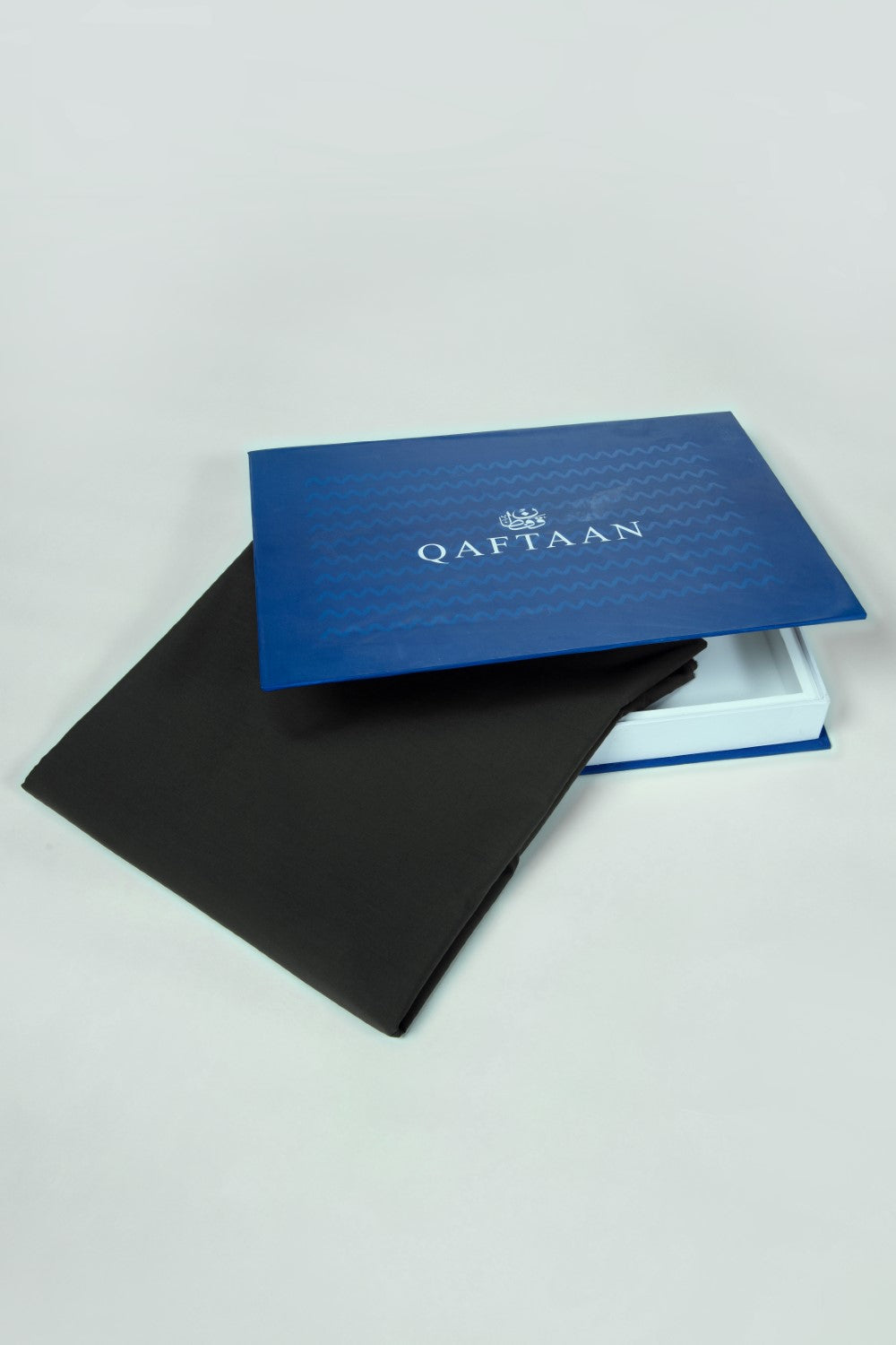Unstitched Qaftan Suit