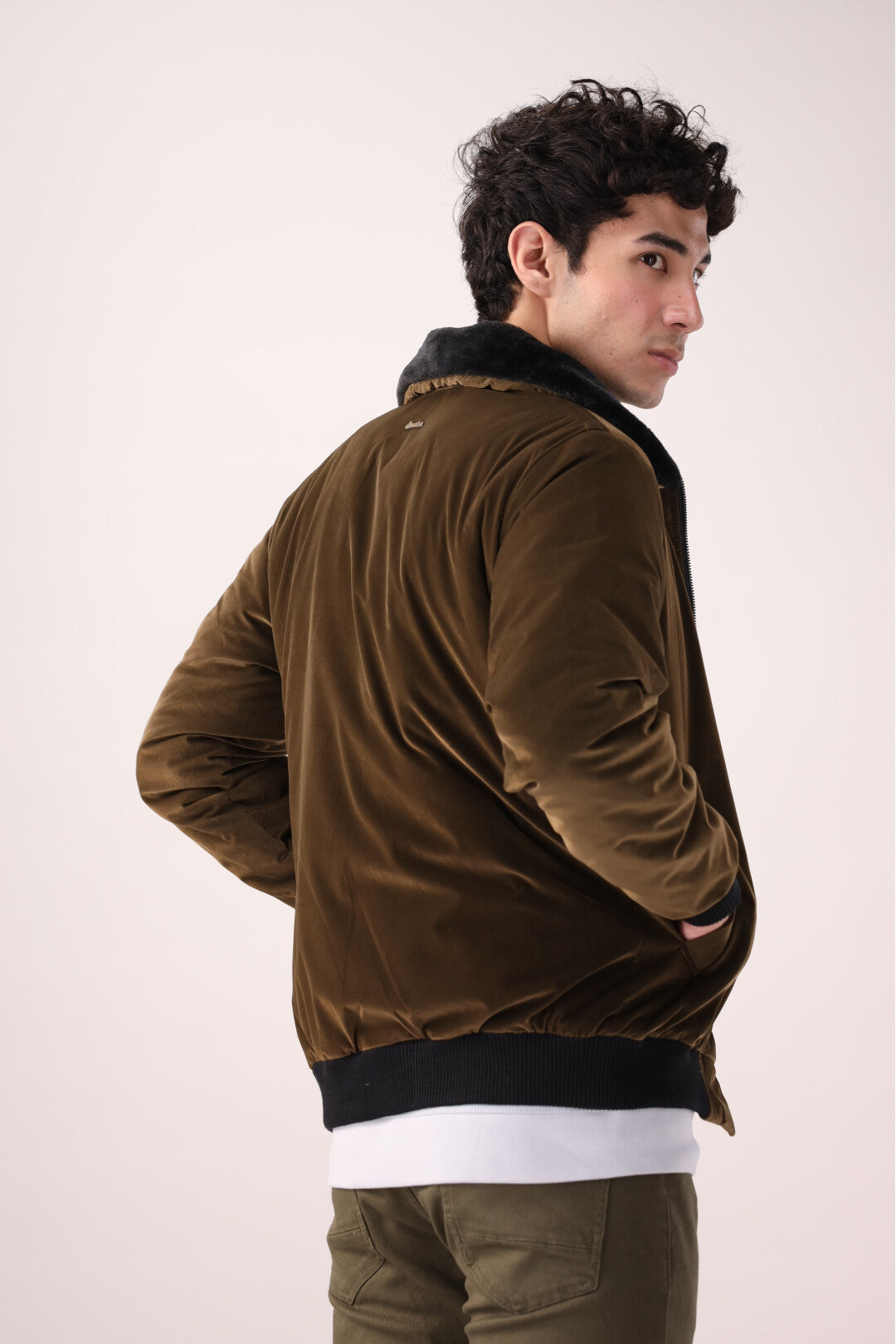 Title: Brown Full-Sleeve Jacket