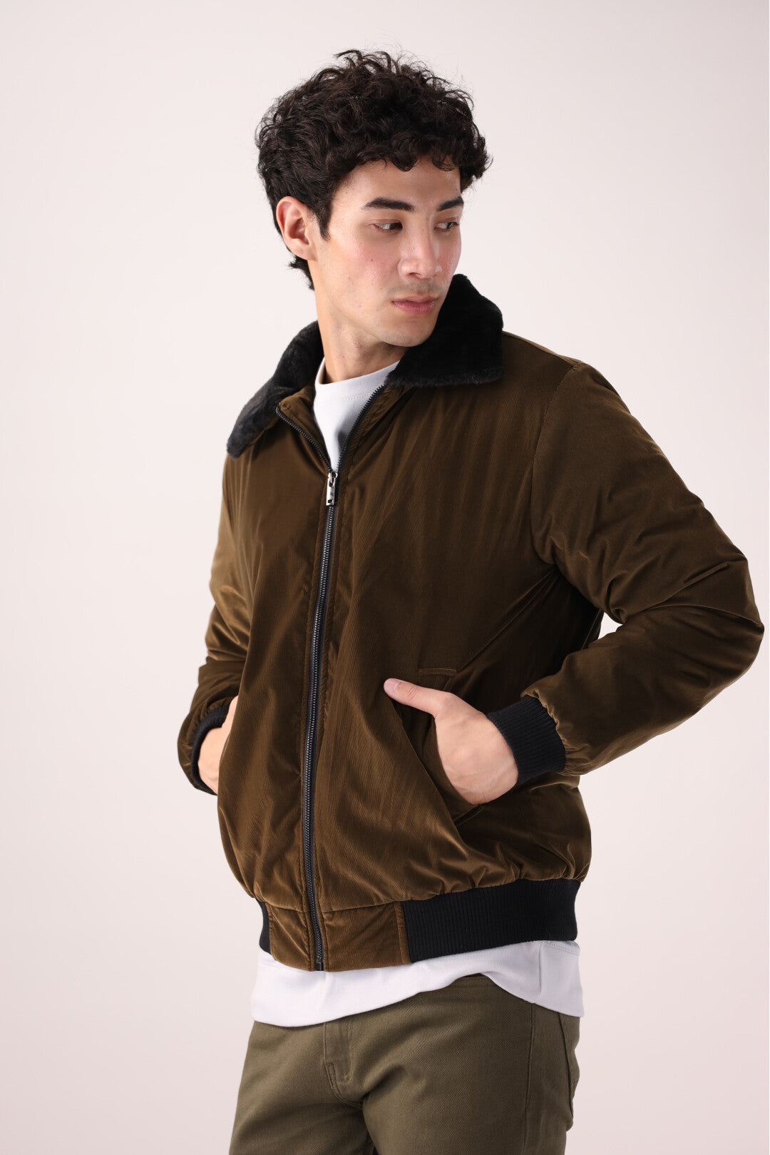 Title: Brown Full-Sleeve Jacket