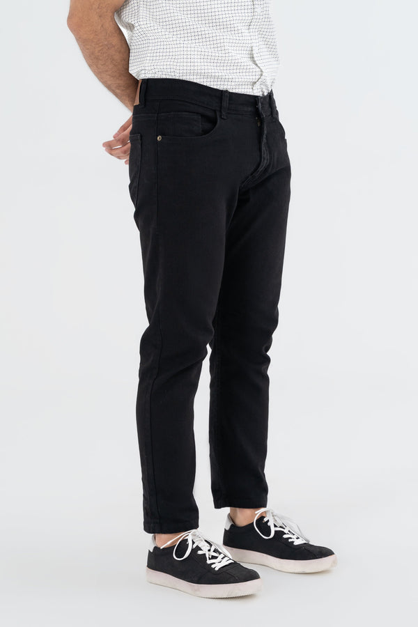 Black Cropped Fit Jeans