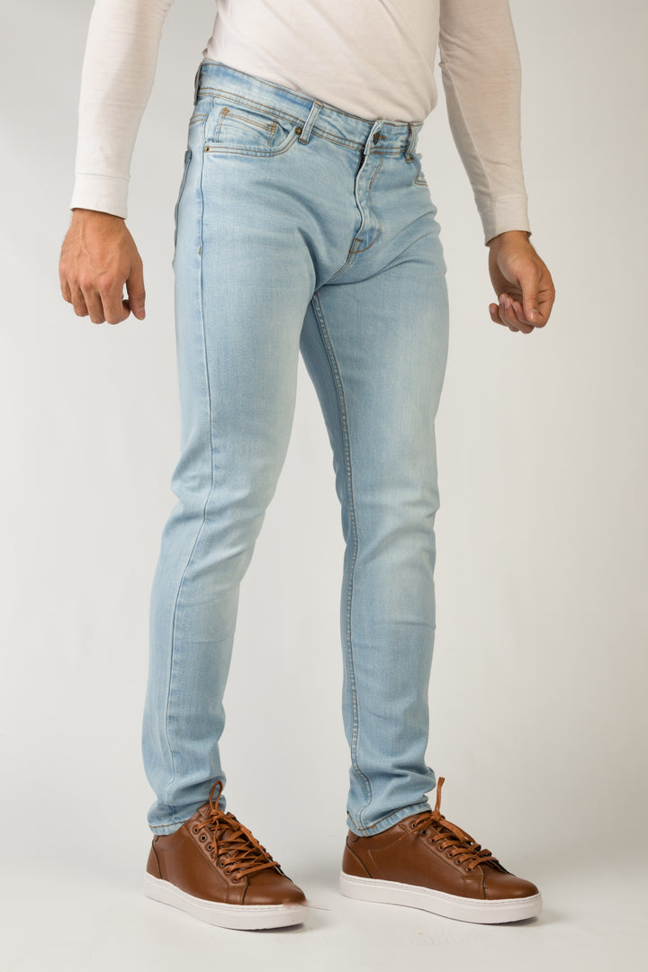 Cropped Fit Sky Blue Jeans Equator