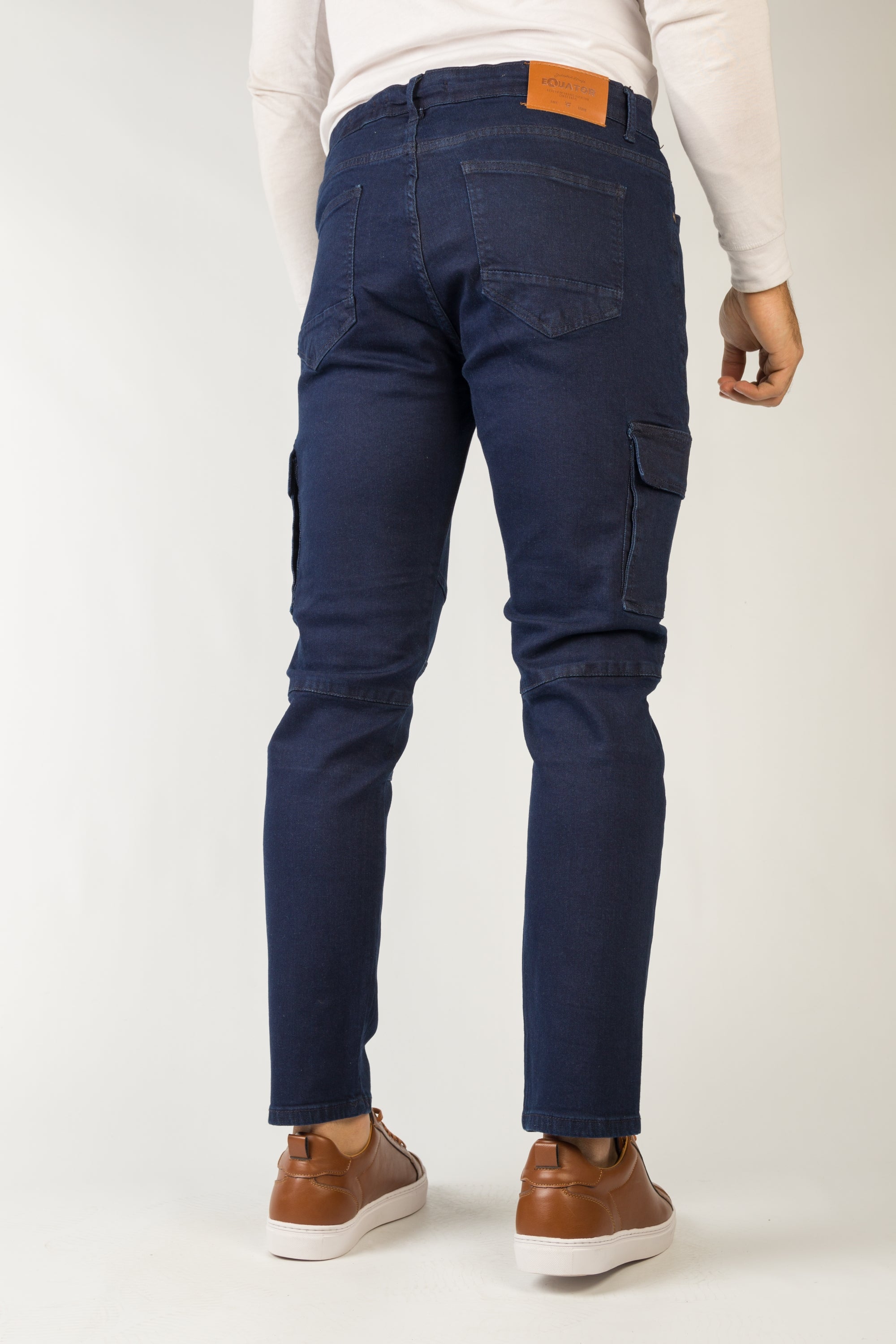 Cropped Fit Navy Cargo Jeans