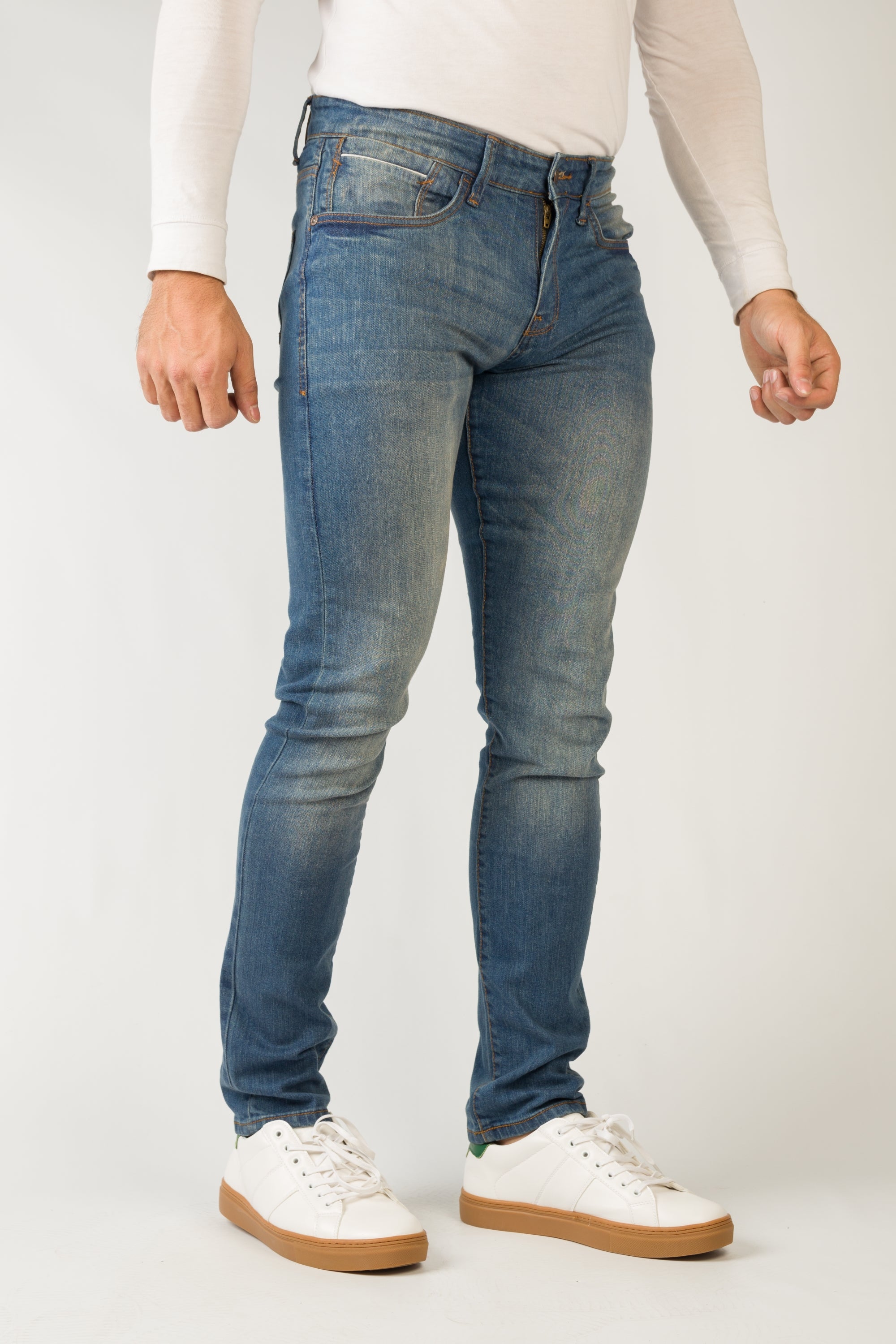 Smart Fit Faded Blue Jeans Equator